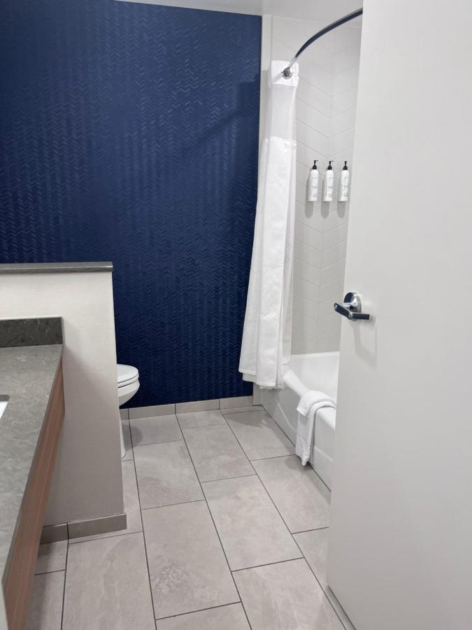 Fairfield Inn & Suites By Marriott Oskaloosa Zewnętrze zdjęcie